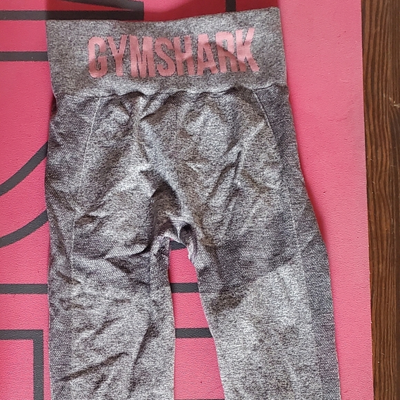 Gymshark FLEX HIGH WAISTED LEGGINGS Grey/Pink - Picture 3 of 3